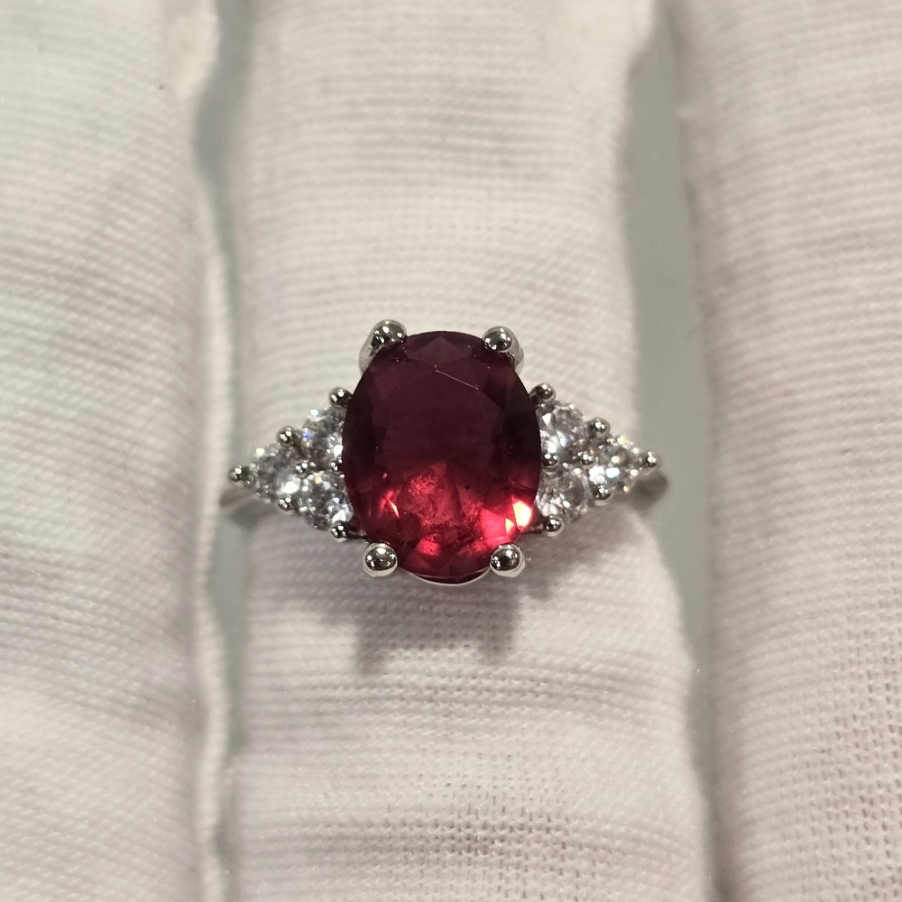 Faux Oval Cut Ruby Cubic Zirconias 925 Signed Silver Tone Fashion Ring - Size: 6